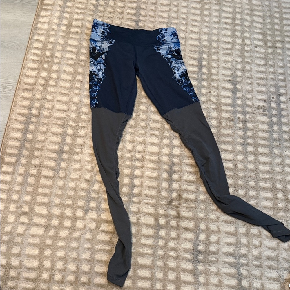 ALO Yoga Blue and Gray Leggings